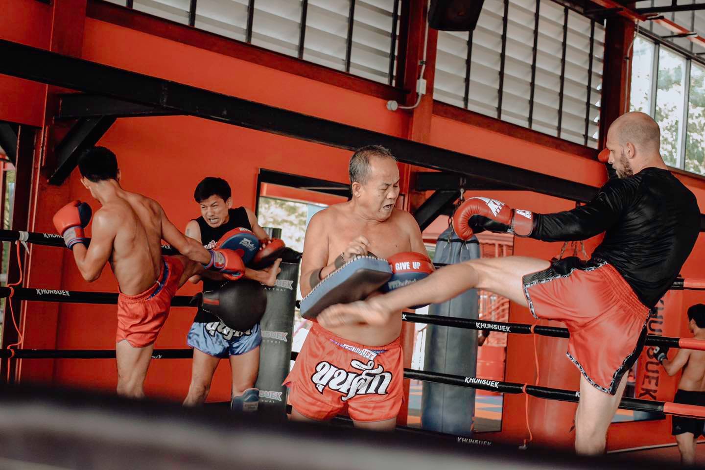 1-Week Muay Thai Training + 3 Private Sessions